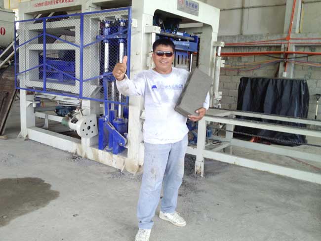 馬(mǎ)來西亞磚機(ji)客戶