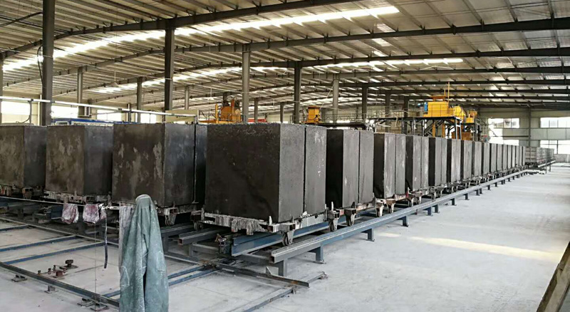 恒興磚機(ji)告訴你2018年投(tou)資免蒸發泡(pào)磚設備的優(you)勢